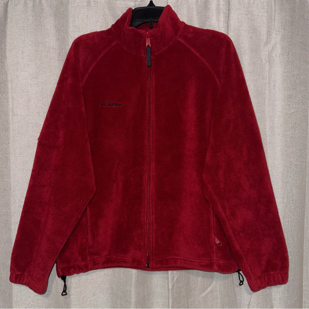 Columbia Women’s Red Fleece See Measurements for size So Soft (large)No Size Tag